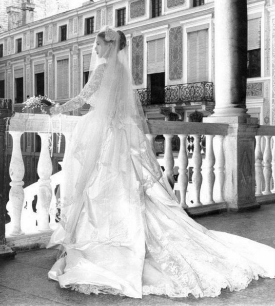 L abito da sposa di Grace Kelly Notizie Blog Patrizia Cavalleri