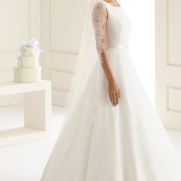 Velo con bordo  in pizzo, 200 cm