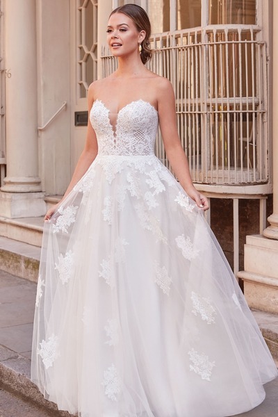 Valerie - 11239