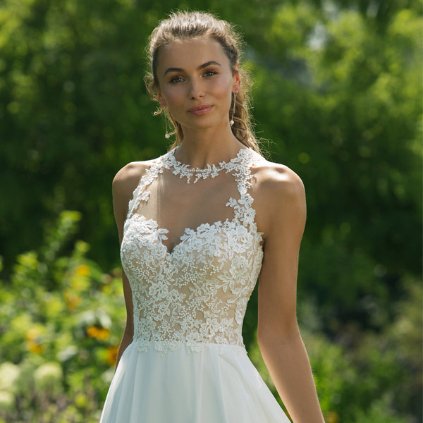 View All: Scollo americana