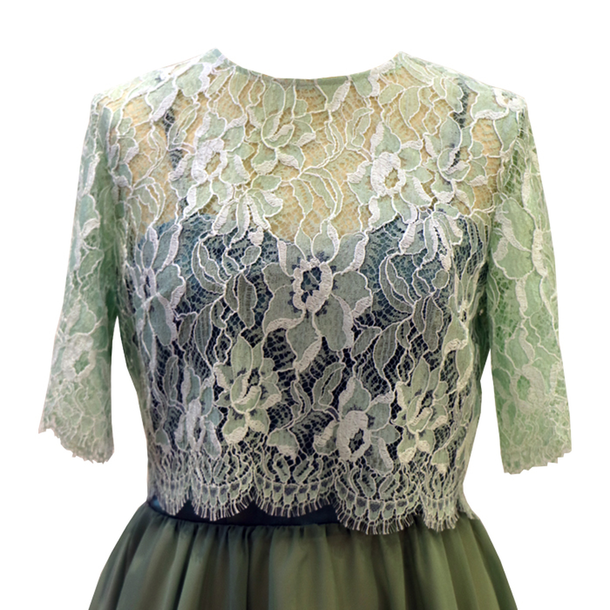 Cosa abbino ad un abito romantico verde ?